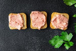 roe de capelan caviar smorrebrod sandwich alimentaire contexte
