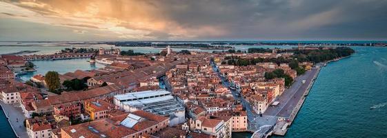 vue aérienne de venise près de la place saint marc photo