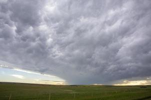 nuages de tempête des prairies canada photo