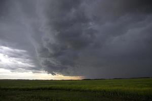 nuages de tempête des prairies canada photo