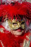 Venise, Italie, 10 février 2013 - personne non identifiée avec masque de carnaval vénitien à Venise, Italie. à 2013 il se tient du 26 janvier au 12 février photo