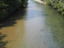 fond de surface de l'eau de la rivière photo