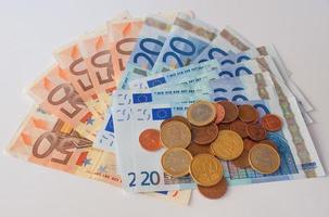 pièces et billets en euros photo