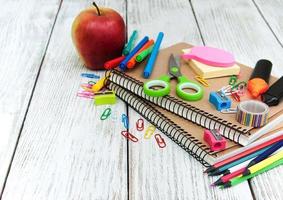 fournitures de bureau scolaire photo