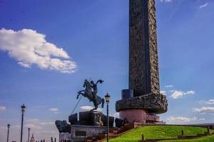 moscou, russie-9 mai 2016 - l'obélisque commémoratif sur la colline de poklonnaya dans le parc de la victoire. photo