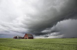 nuages d'orage saskatchewan photo