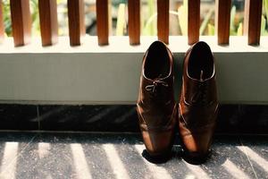 chaussures de mariage marron de luxe photo