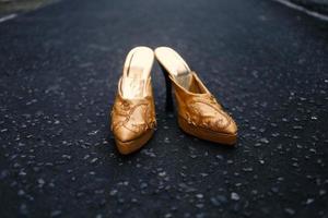 chaussures de mariage marron de luxe photo