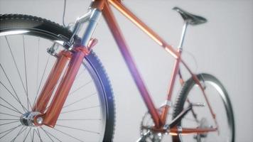 vélo de sport de montagne en studio photo