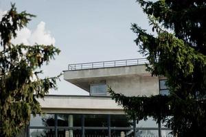 nouveau bâtiment en béton photo