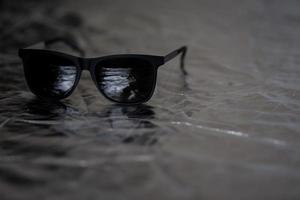 lunettes de soleil hommes. accessoire photo