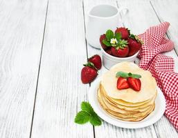 crêpes aux fraises photo