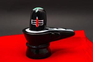 fond maha shivratri shiva linga. photo