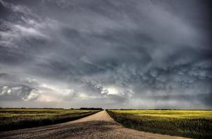 nuages d'orage saskatchewan photo