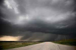 nuages de tempête des prairies canada photo