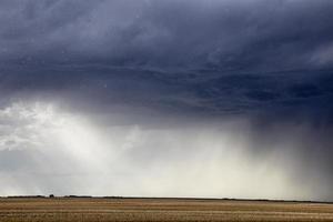 nuages de tempête des prairies canada photo