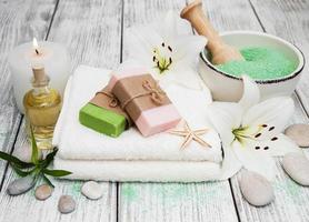 produits de spa au lys blanc photo