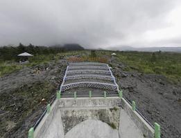 vue aérienne du bunker kaliadem yogyakarta indonésie. yogyakarta, indonésie - octobre 2020 photo