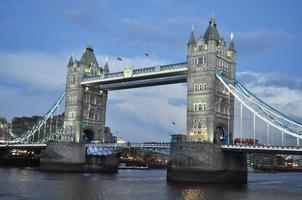 Tower bridge à Londres photo