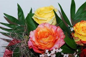 beau bouquet de roses photo