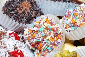 biscuit sucré avec beaucoup de pépites colorées pour célébrer photo