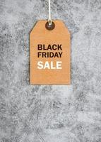 étiquette de vente black friday.brown avec text.shopping concept photo