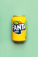 boîte de fanta citron photo