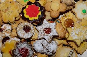 biscuits de noël sucrés colorés photo