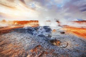 champ de fumerolles à namafjall islande. photo