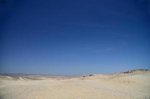 désert blanc et ciel photo