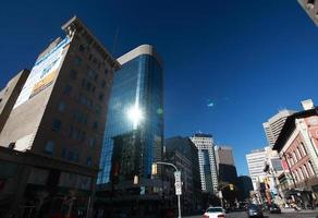 bâtiments anciens et nouveaux au centre-ville de Winnipeg photo