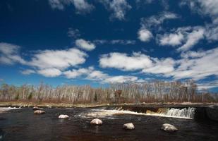 chutes arc-en-ciel à whiteshell manitoba photo