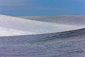 neige et collines en hiver saskatchewan photo