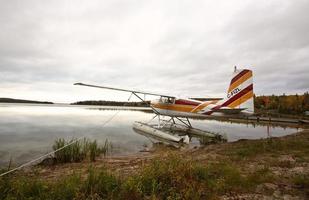 hydravion sur un lac de la saskatchewan photo