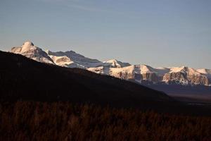 montagnes rocheuses en hiver photo