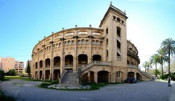 Vieux stade antique dans le panorama de Majorque photo