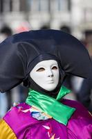 Venise, Italie, 10 février 2013 - personne non identifiée avec masque de carnaval vénitien à Venise, Italie. à 2013 il se tient du 26 janvier au 12 février
