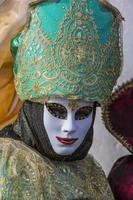 Venise, Italie, 10 février 2013 - personne non identifiée avec masque de carnaval vénitien à Venise, Italie. à 2013 il se tient du 26 janvier au 12 février