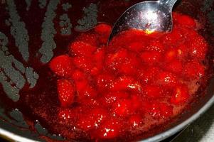 cuisson des fraises aux fruits photo