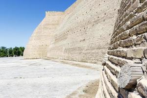 l'arche de boukhara, une forteresse massive située dans la ville de boukhara, ouzbékistan, asie centrale photo