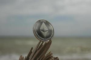 crypto-monnaie Ethereum. monnaie électronique. mer photo