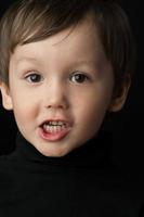 portrait d'un petit garçon photo