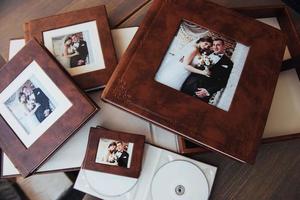 livres photo en cuir véritable faits à la main marron foncé et blanc