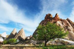 magnifique coucher de soleil sur la cappadoce. dinde. L'Europe  photo