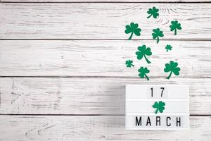 concept pour st. patrick's day - 17 mars. photo