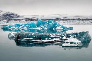 vue sur la lagune de glace de jokulsarlon photo