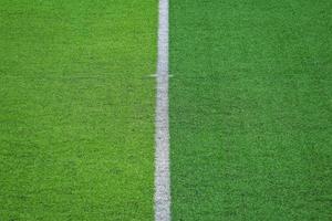 gazon artificiel du terrain de football de football photo