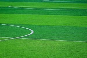 gazon artificiel du terrain de football de football photo