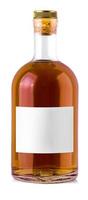 le whisky complet, cognac, bouteille de brandy isolé sur fond blanc. photo