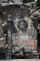 belle fontaine en pierre construite en 1726. castelo novo, portugal photo